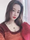 禅城白皙美女