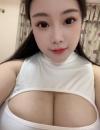 丰满巨乳BBW奶优
